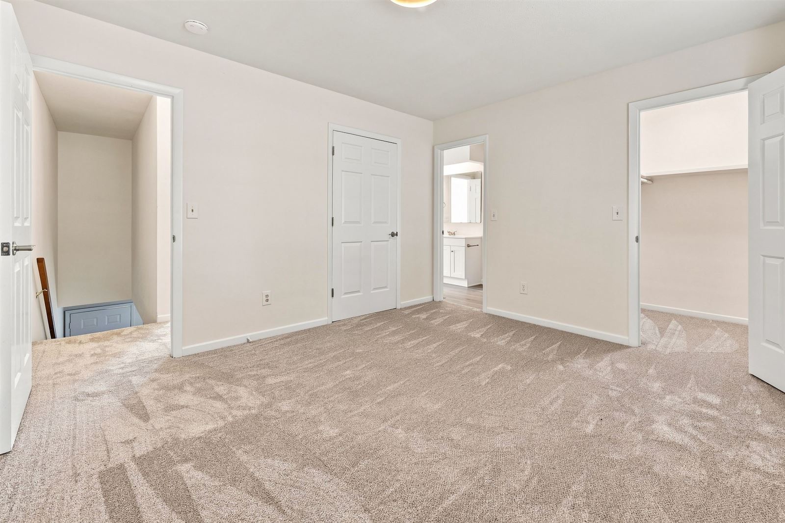 Second bedroom with walk-in closet and bath access