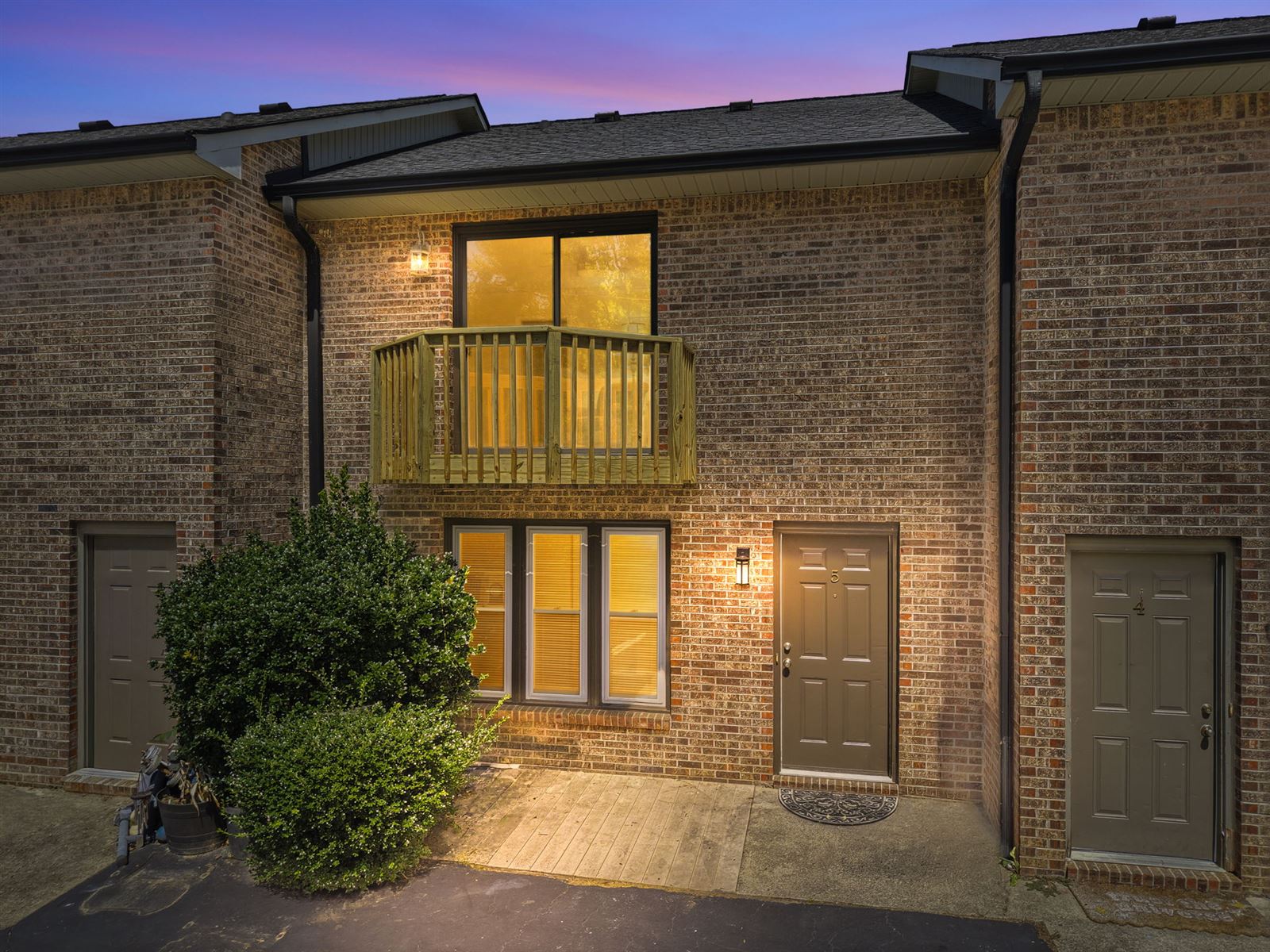 5 Country Gardens Dr, virtual dusk